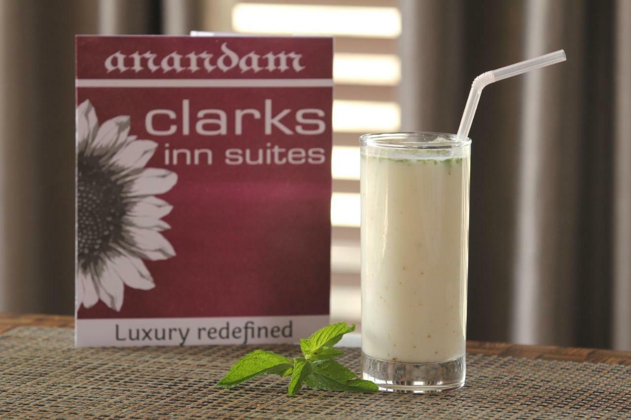 Anandam Clarks Inn Suites Vrindávan Kültér fotó